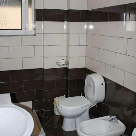 Family Apartament Gjirokastër
